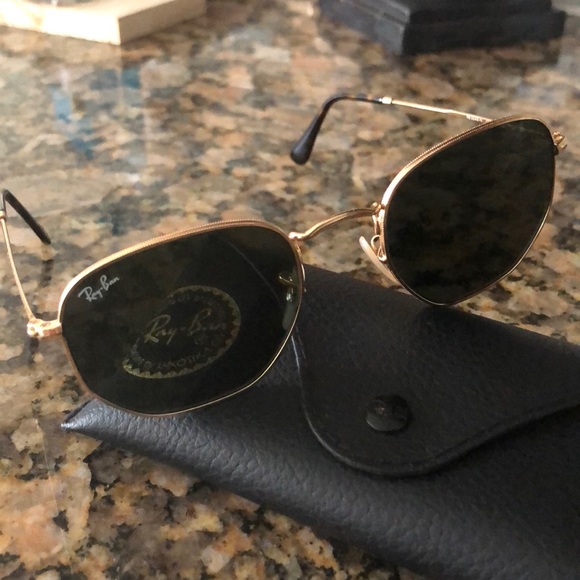Ray Bans - Picture 5 of 5